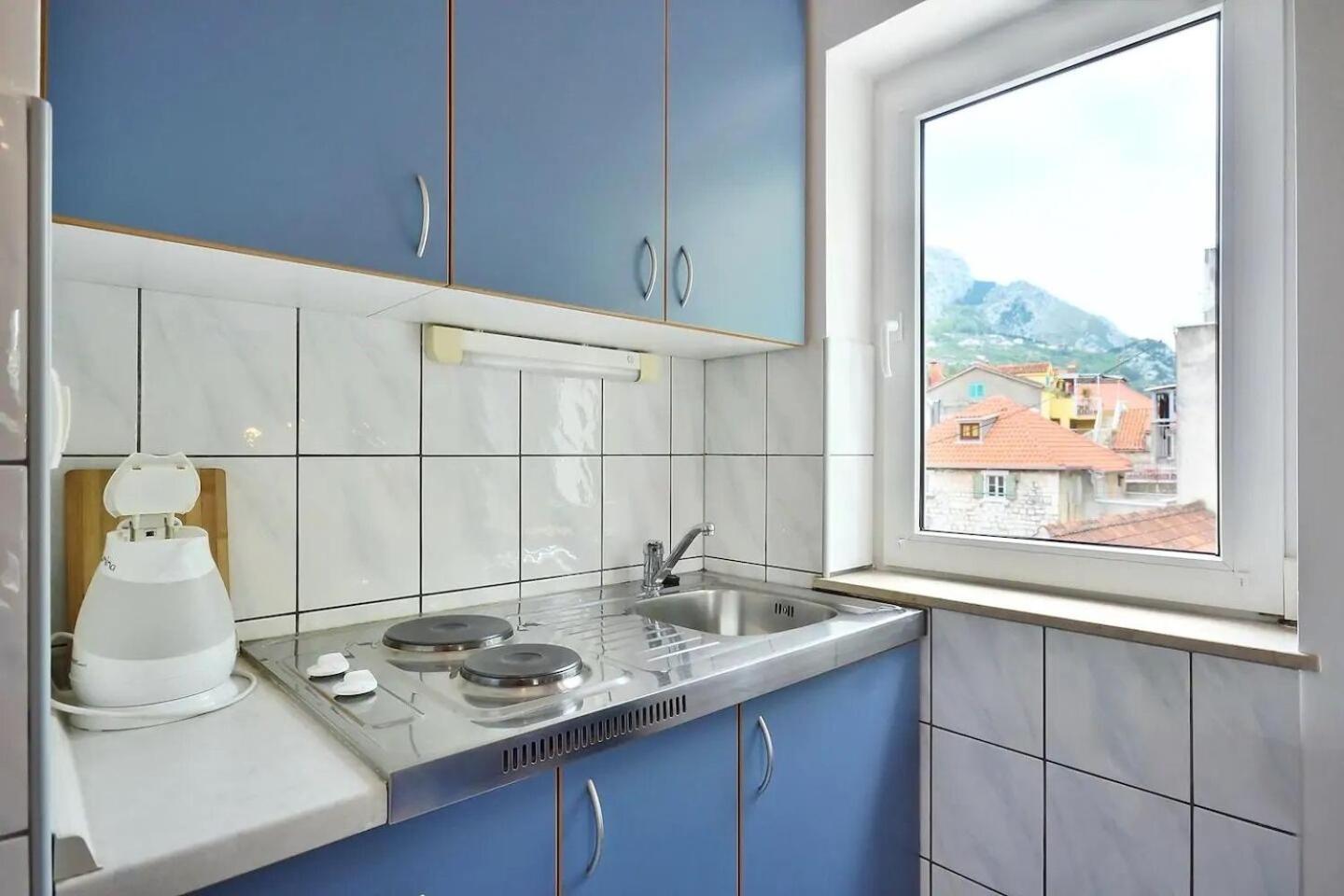 Apartment Toma Омиш Экстерьер фото